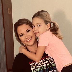 Meet your Posher, Olivia